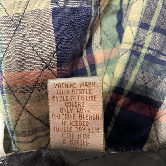 Baxter & Wells Woman - Quilted Vest Size 1X Green/Blue/Tan/Coral Plaid - Buttons - Picture 5 of 5